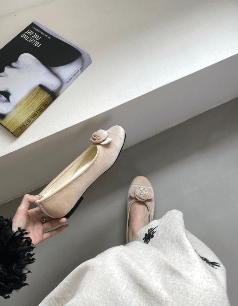 Rose Velvet Flat Shoes