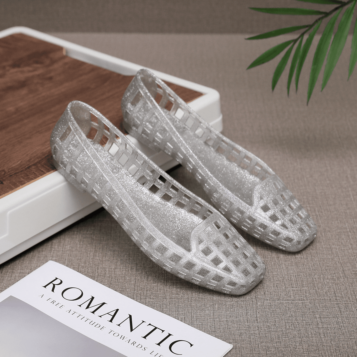 Metallic Glitter Mesh Jelly Flats