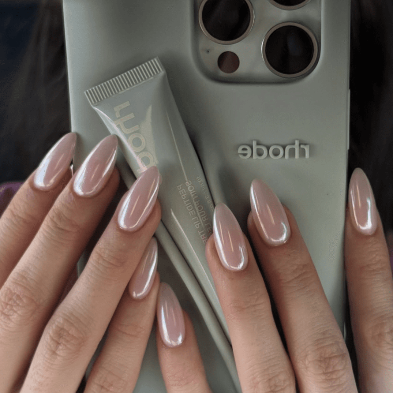 Metallic Pearl Shimmer Long Nail Tips